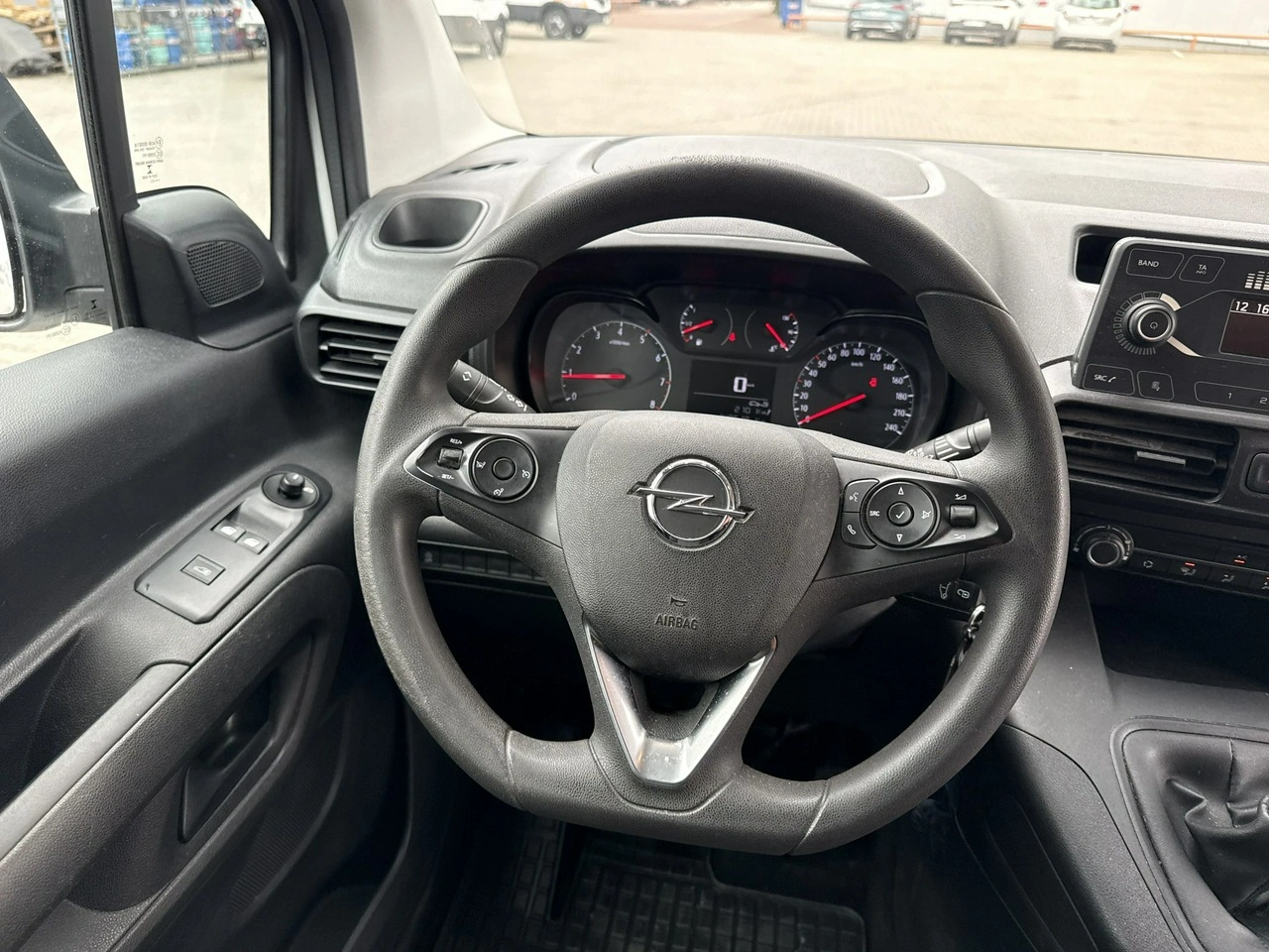 Opel Combo - Zdjęcie 17