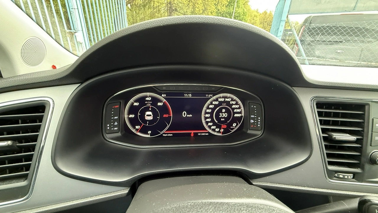 Seat Leon - Zdjęcie 18