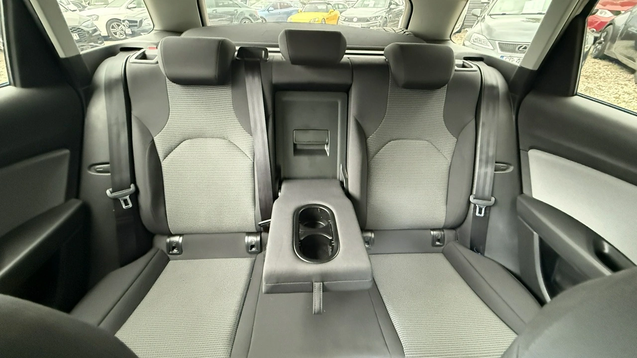 Seat Leon - Zdjęcie 19