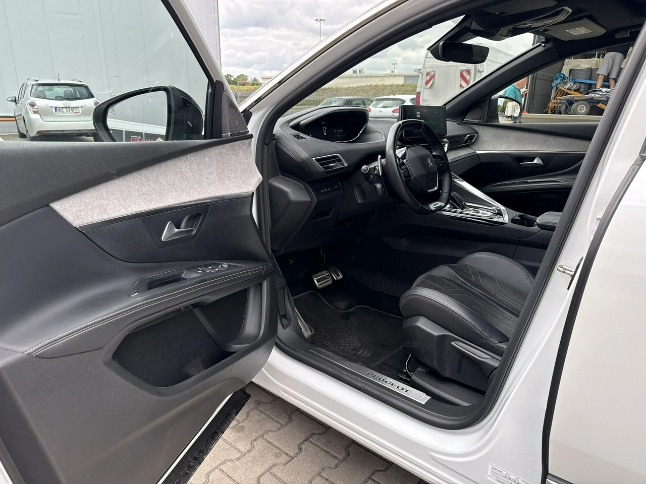 Peugeot 5008 - Zdjęcie 9