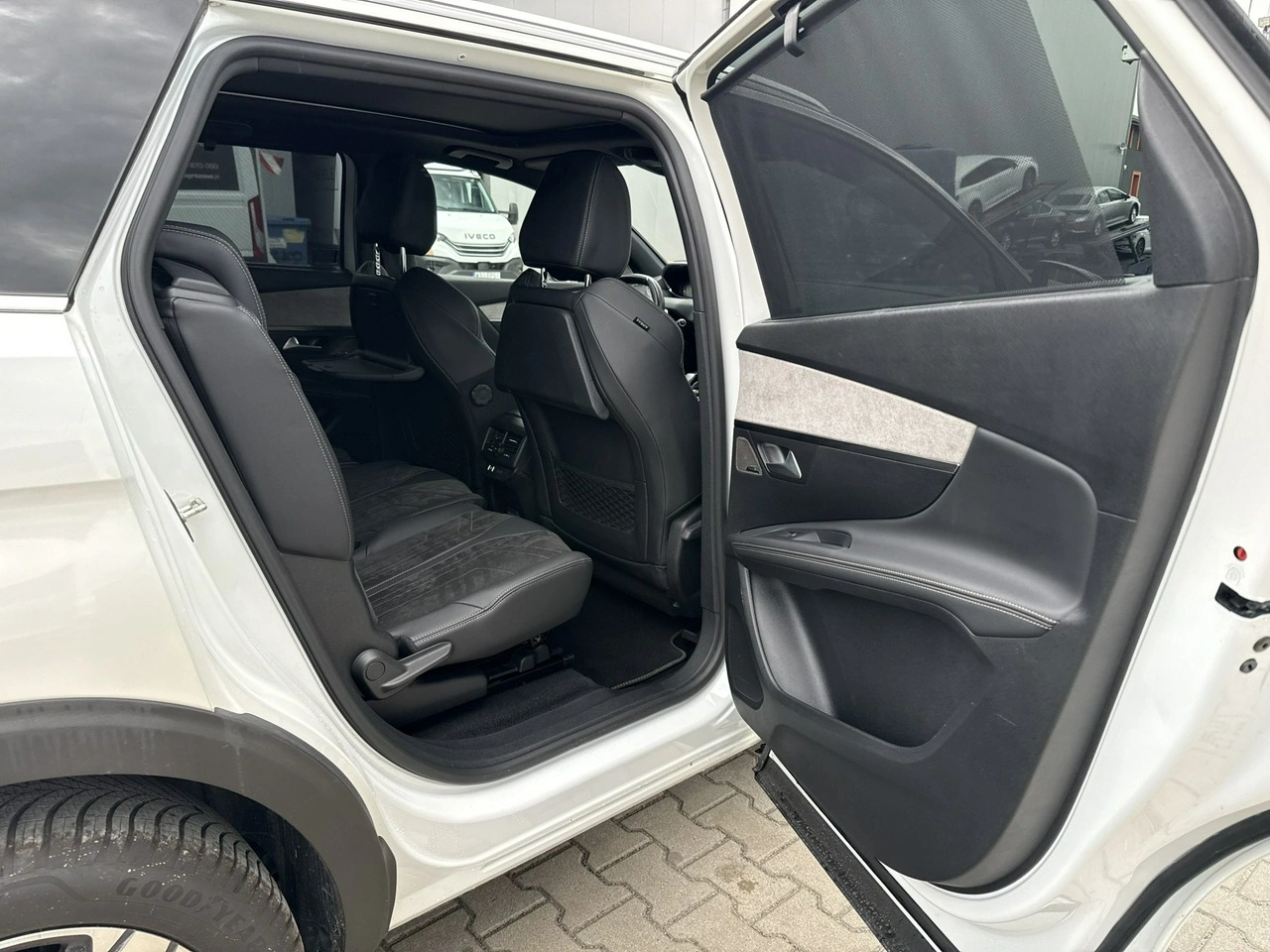 Peugeot 5008 - Zdjęcie 18