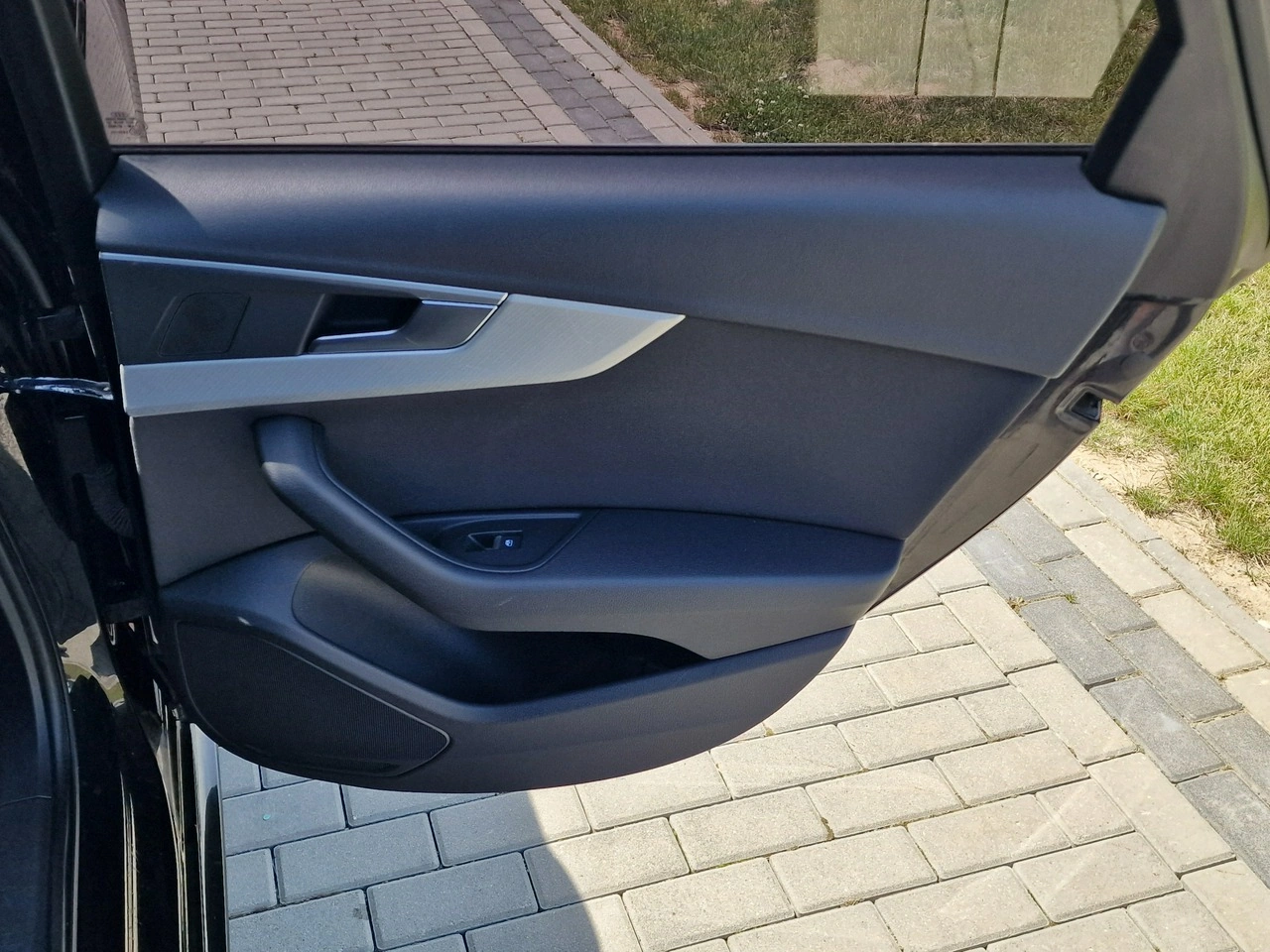 Audi A4 - Zdjęcie 23