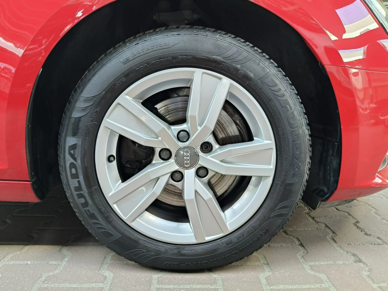 Audi A4 - Zdjęcie 9