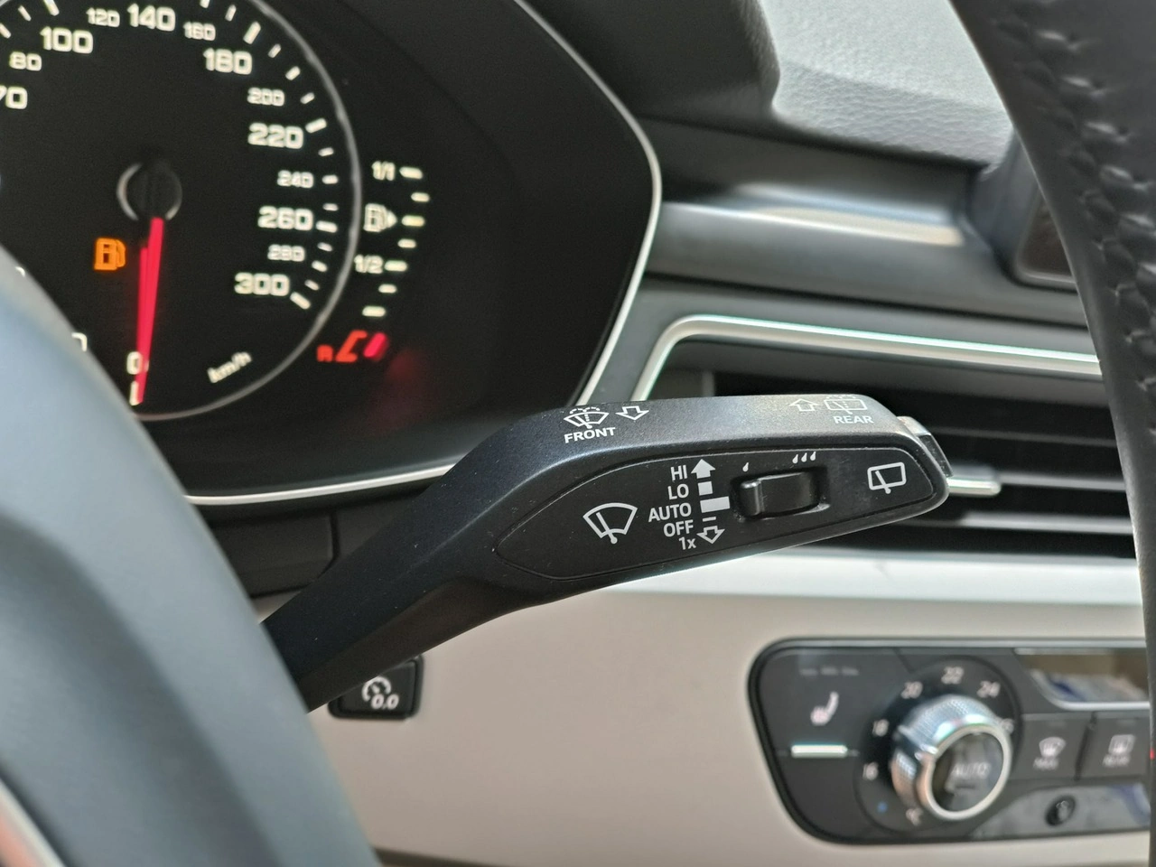 Audi A4 - Zdjęcie 23
