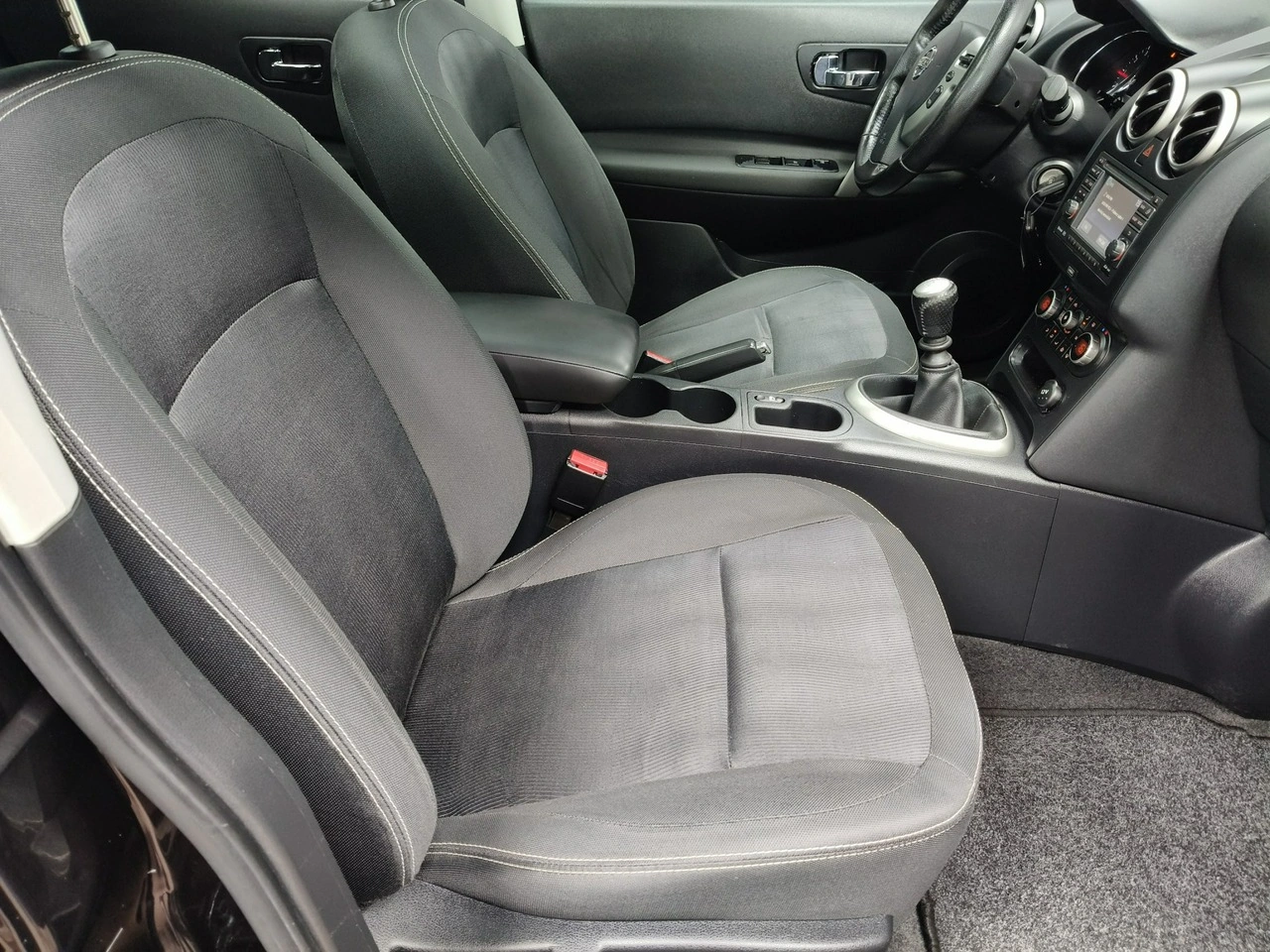 Nissan Qashqai - Zdjęcie 14