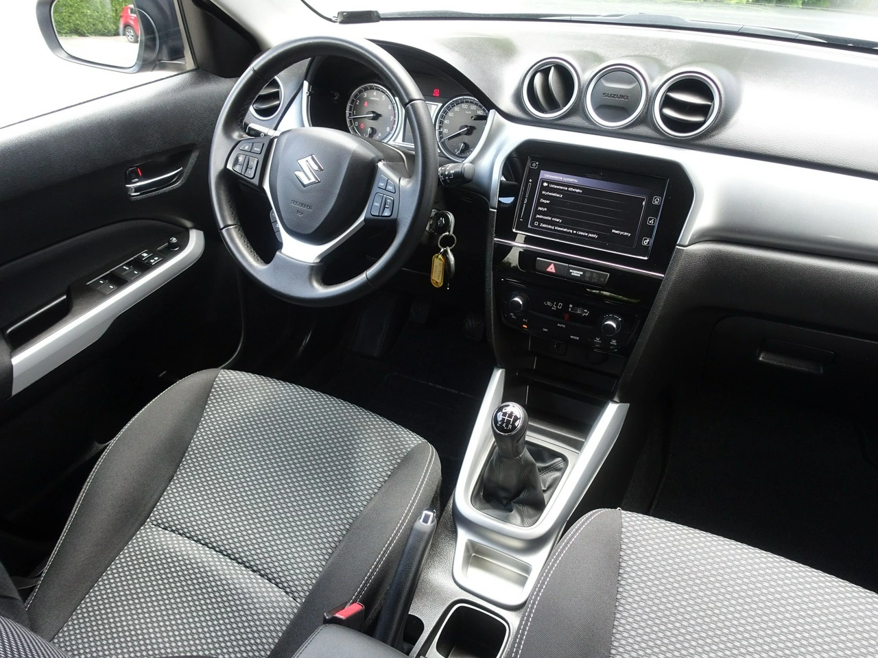 Suzuki Vitara - Zdjęcie 10