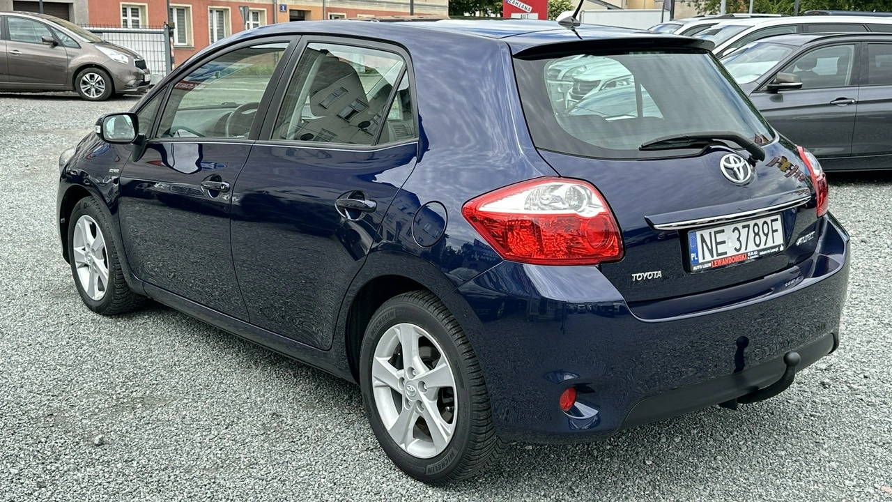 Toyota Auris - Zdjęcie 16