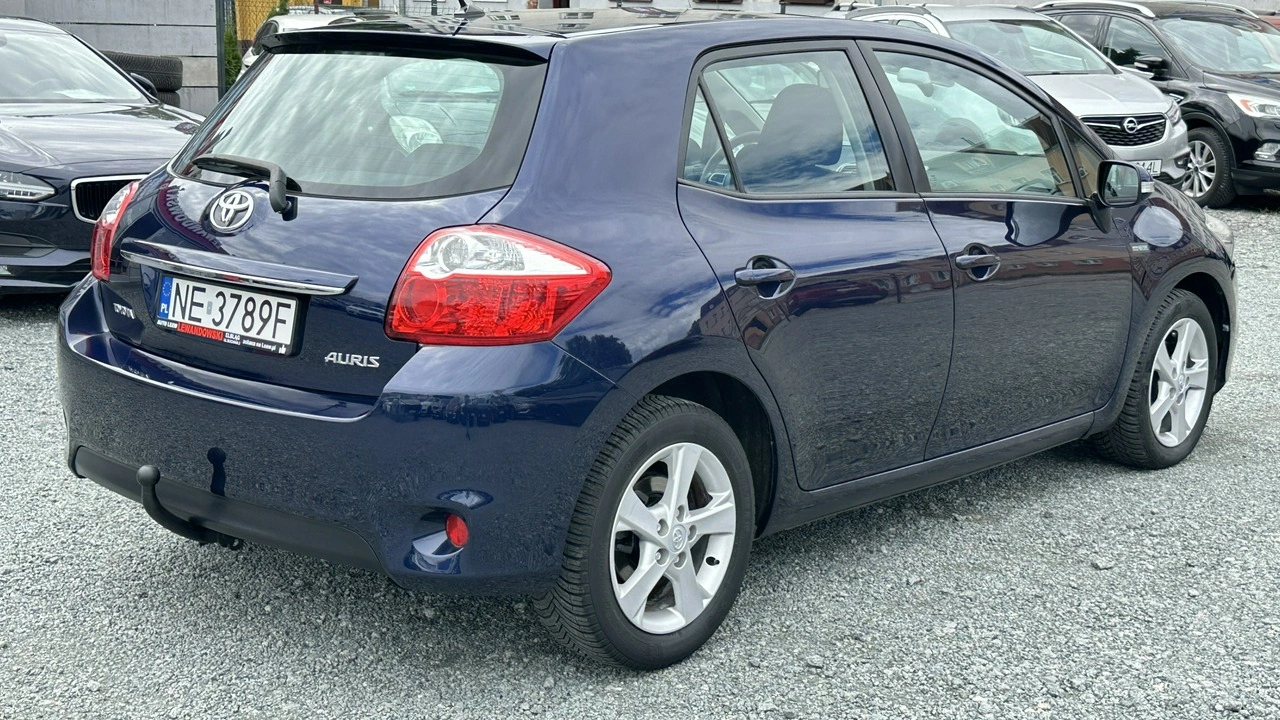 Toyota Auris - Zdjęcie 8