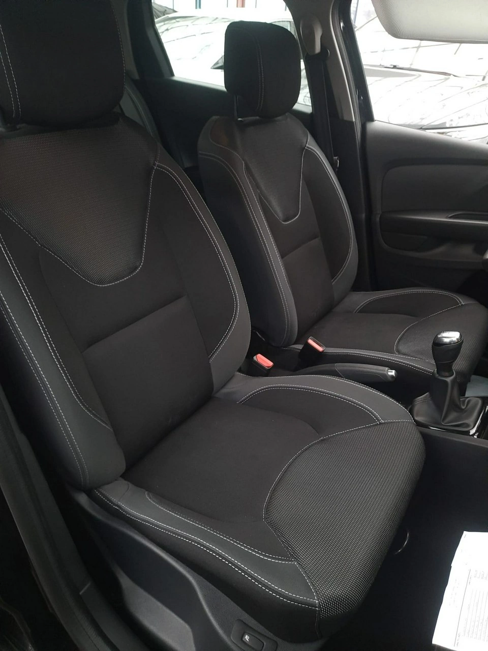 Renault Clio - Zdjęcie 17