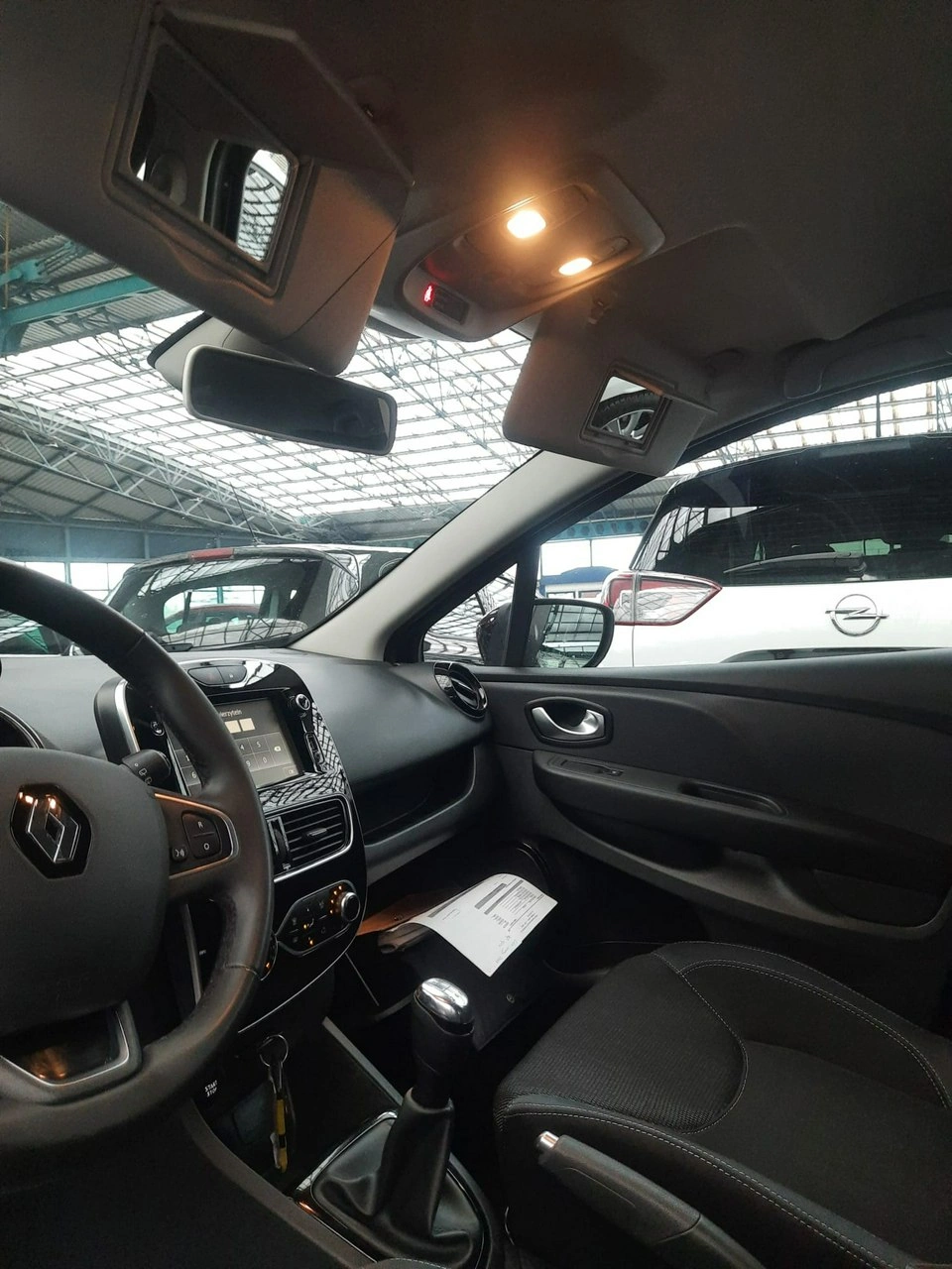 Renault Clio - Zdjęcie 13