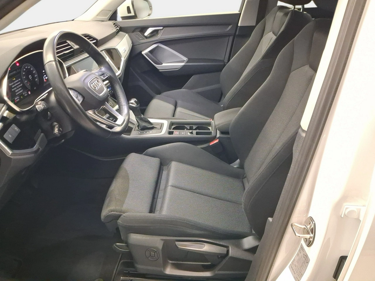 Audi Q3 - Zdjęcie 8