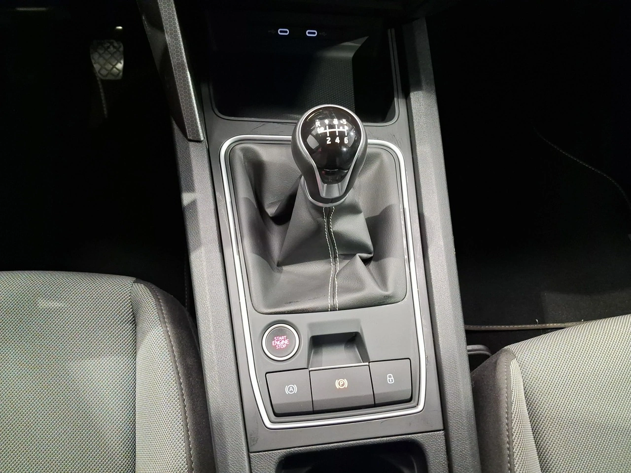 Seat Leon Sportstourer - Zdjęcie 19