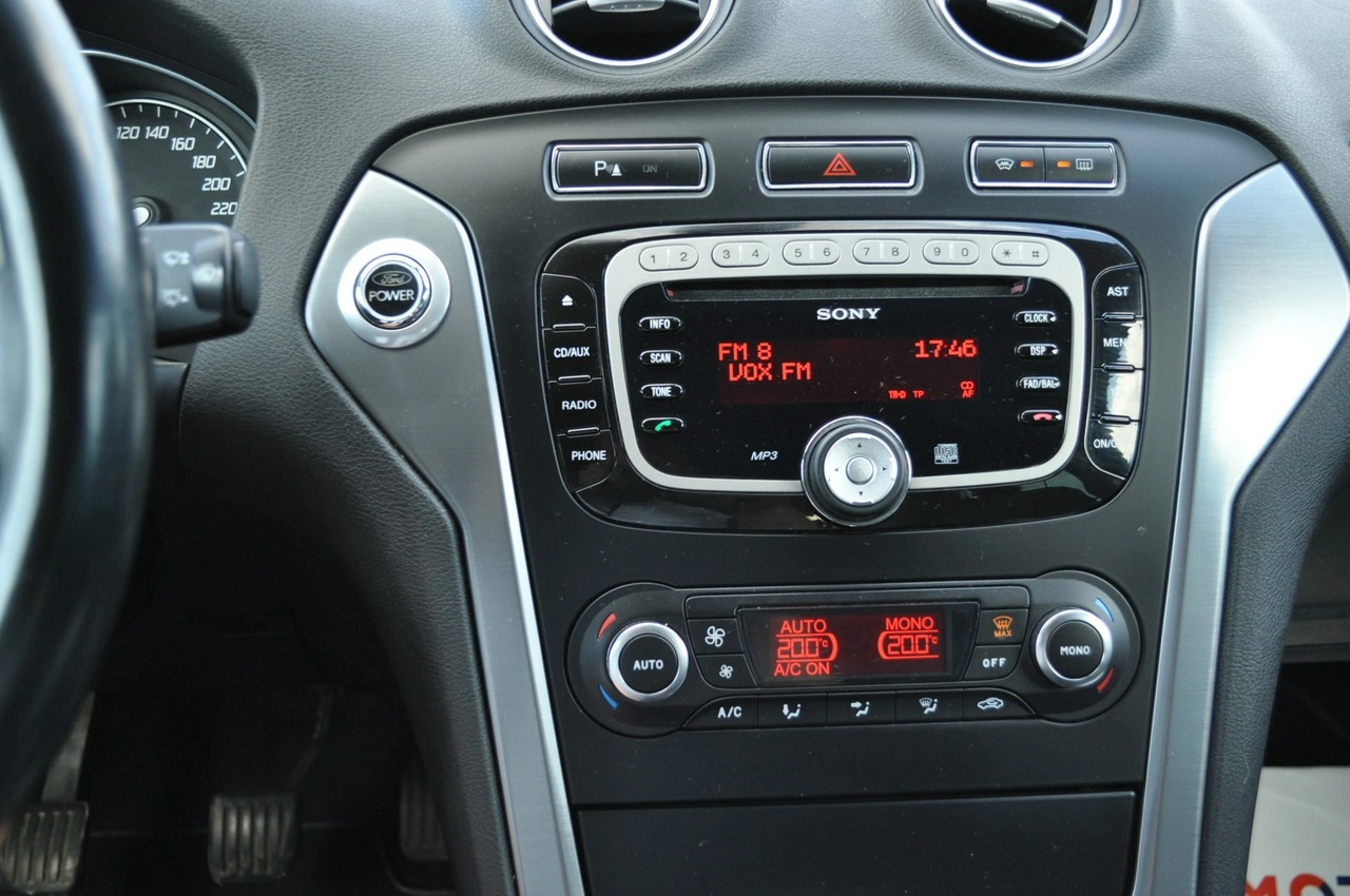 Ford Mondeo - Zdjęcie 18