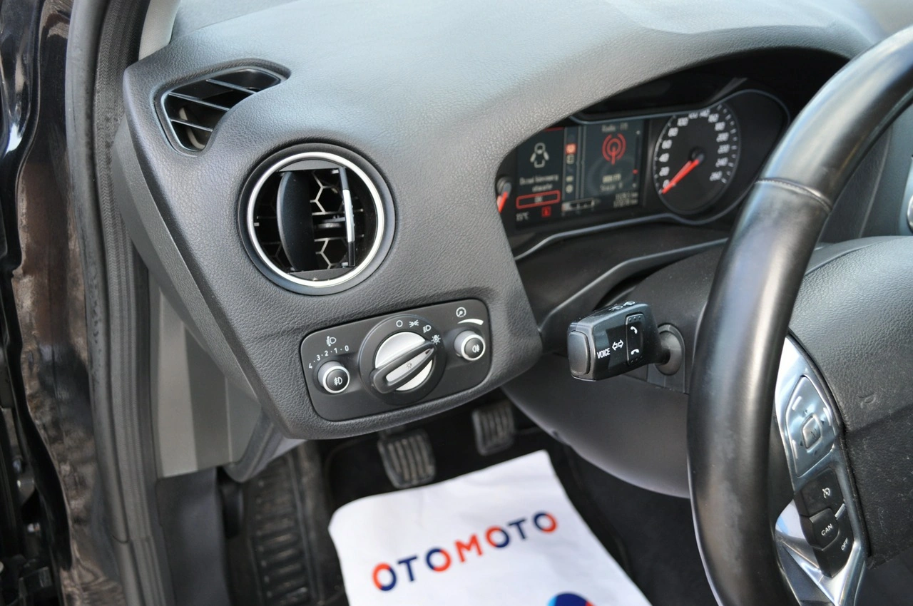 Ford Mondeo - Zdjęcie 23