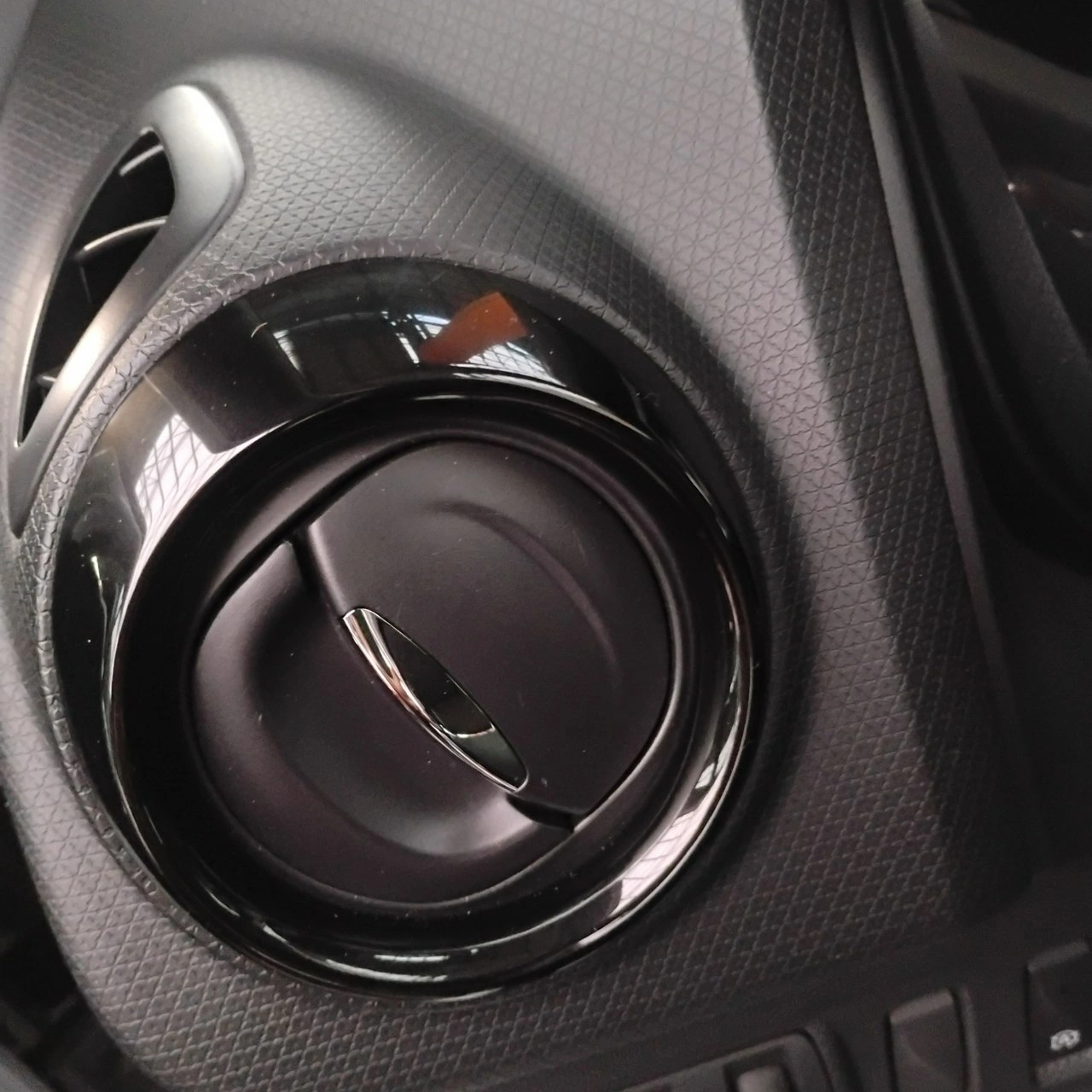 Renault Clio - Zdjęcie 15