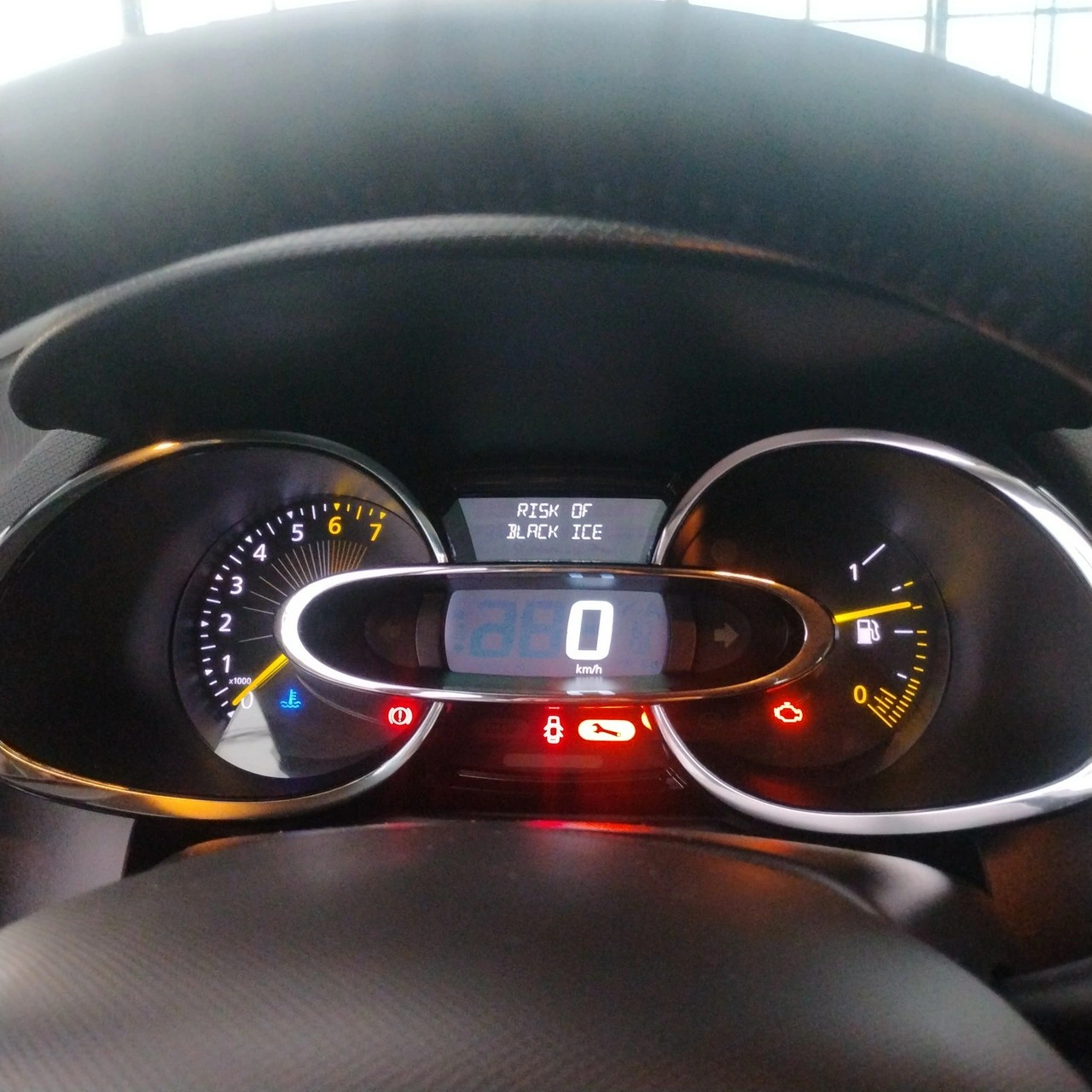 Renault Clio - Zdjęcie 34