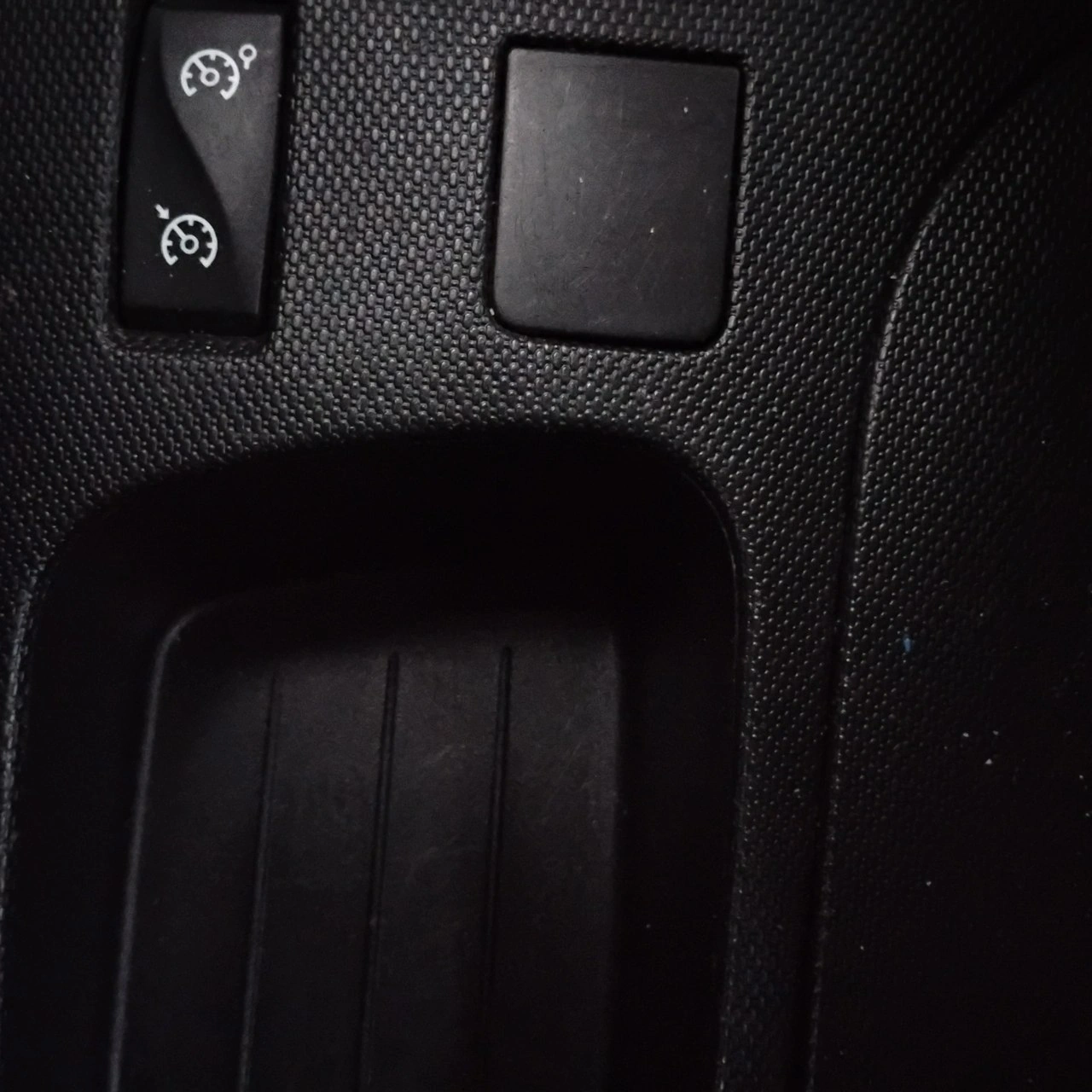 Renault Clio - Zdjęcie 37