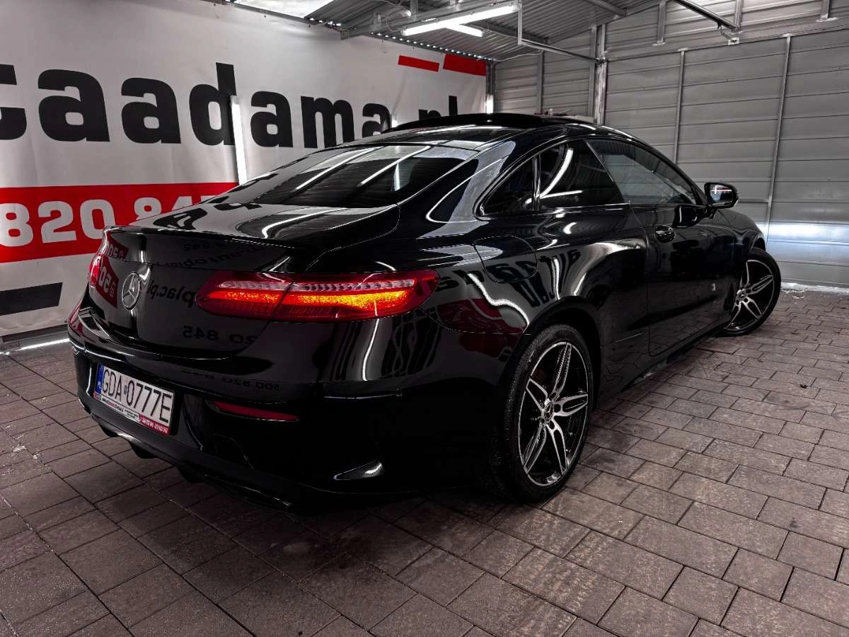 Mercedes-Benz Klasa E - Zdjęcie 12