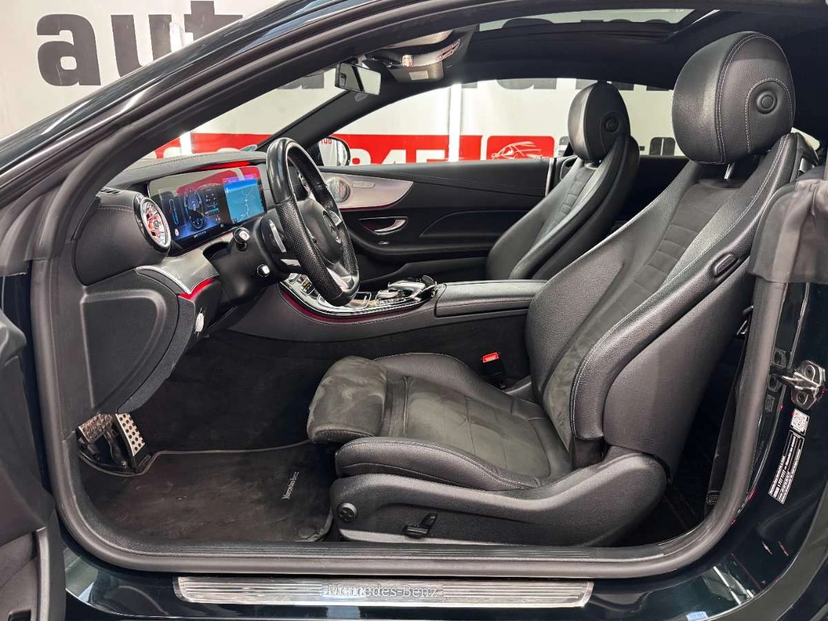 Mercedes-Benz Klasa E - Zdjęcie 24