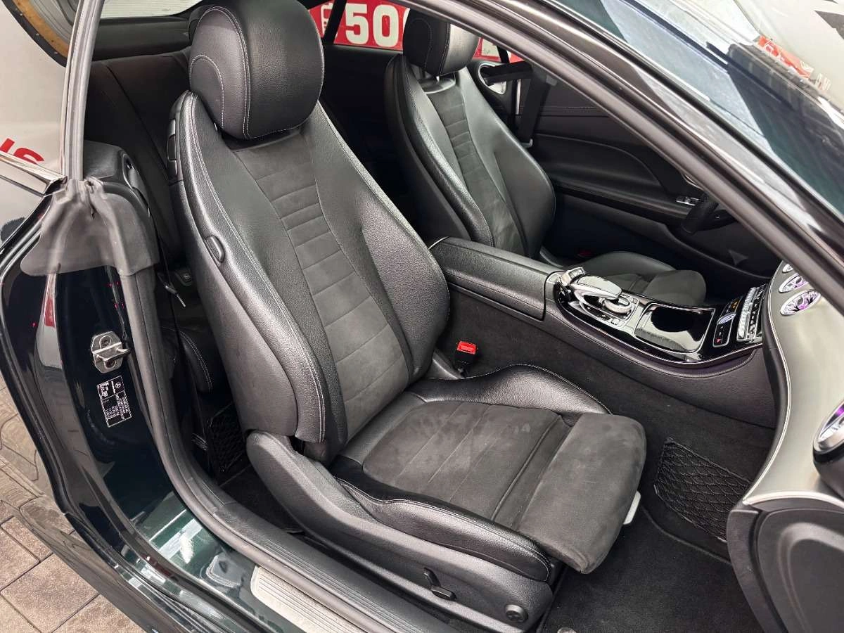 Mercedes-Benz Klasa E - Zdjęcie 39