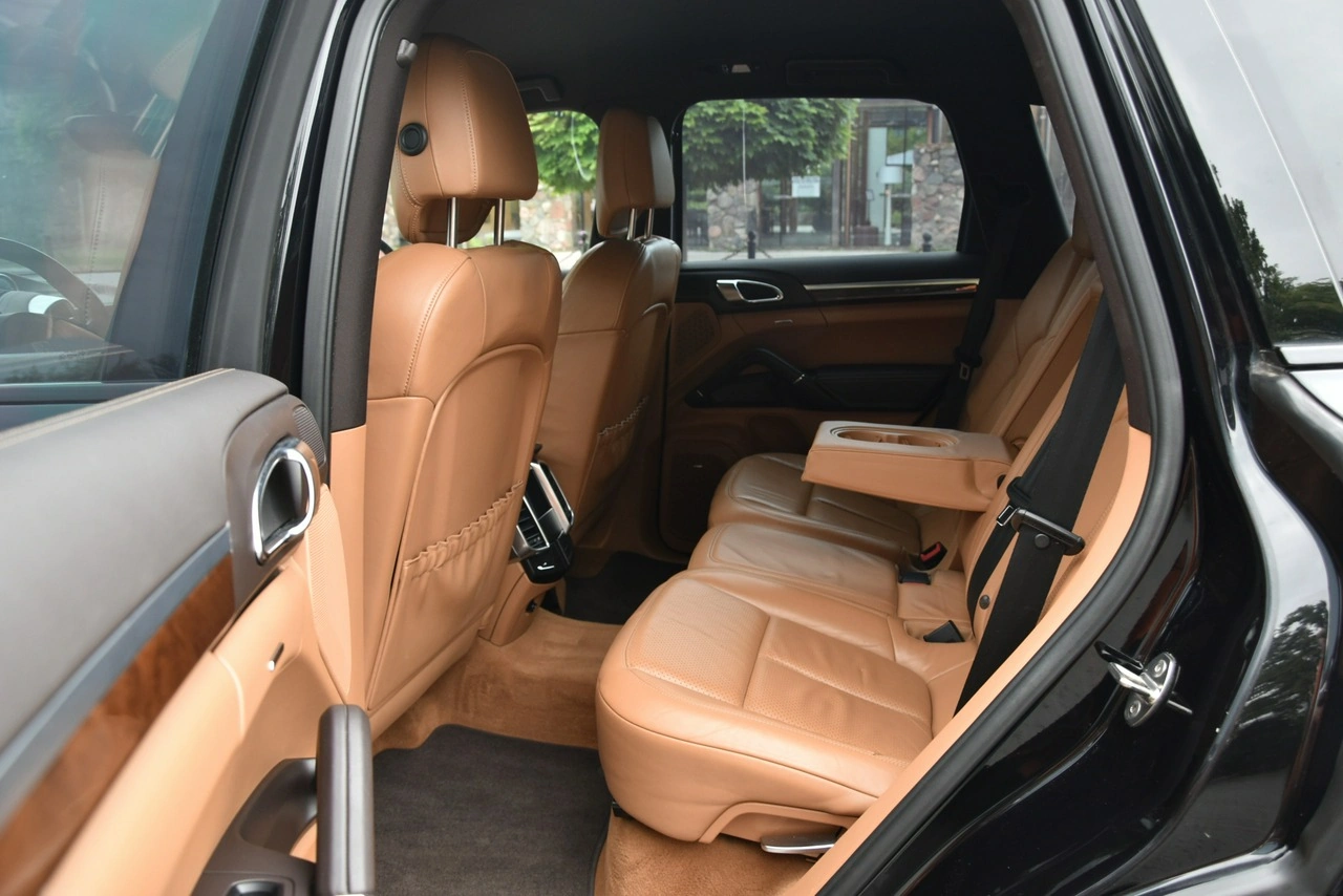 Porsche Cayenne S - Zdjęcie 15