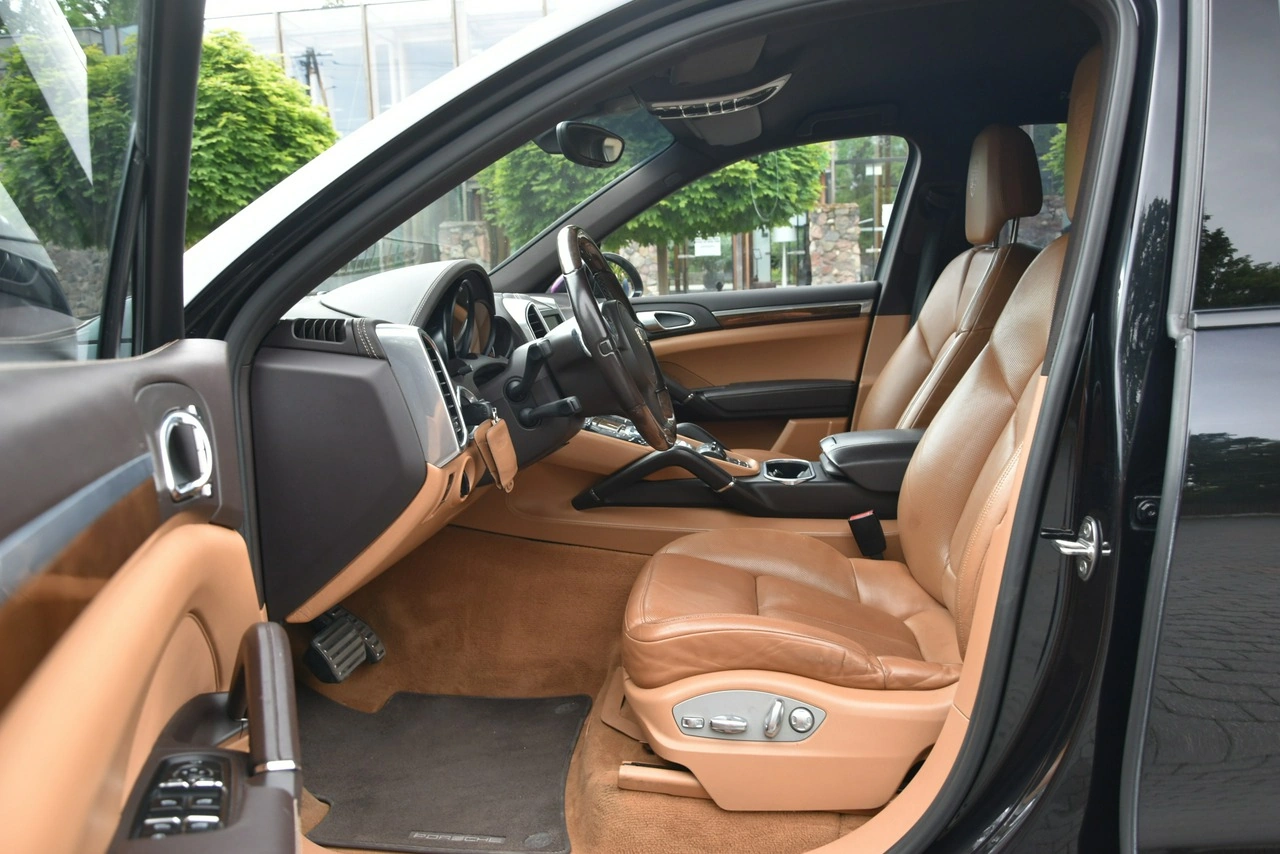 Porsche Cayenne S - Zdjęcie 18