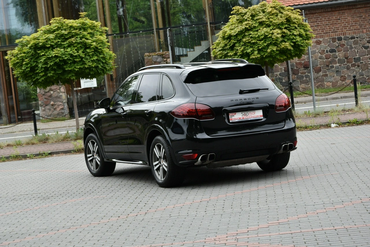 Porsche Cayenne S - Zdjęcie 21