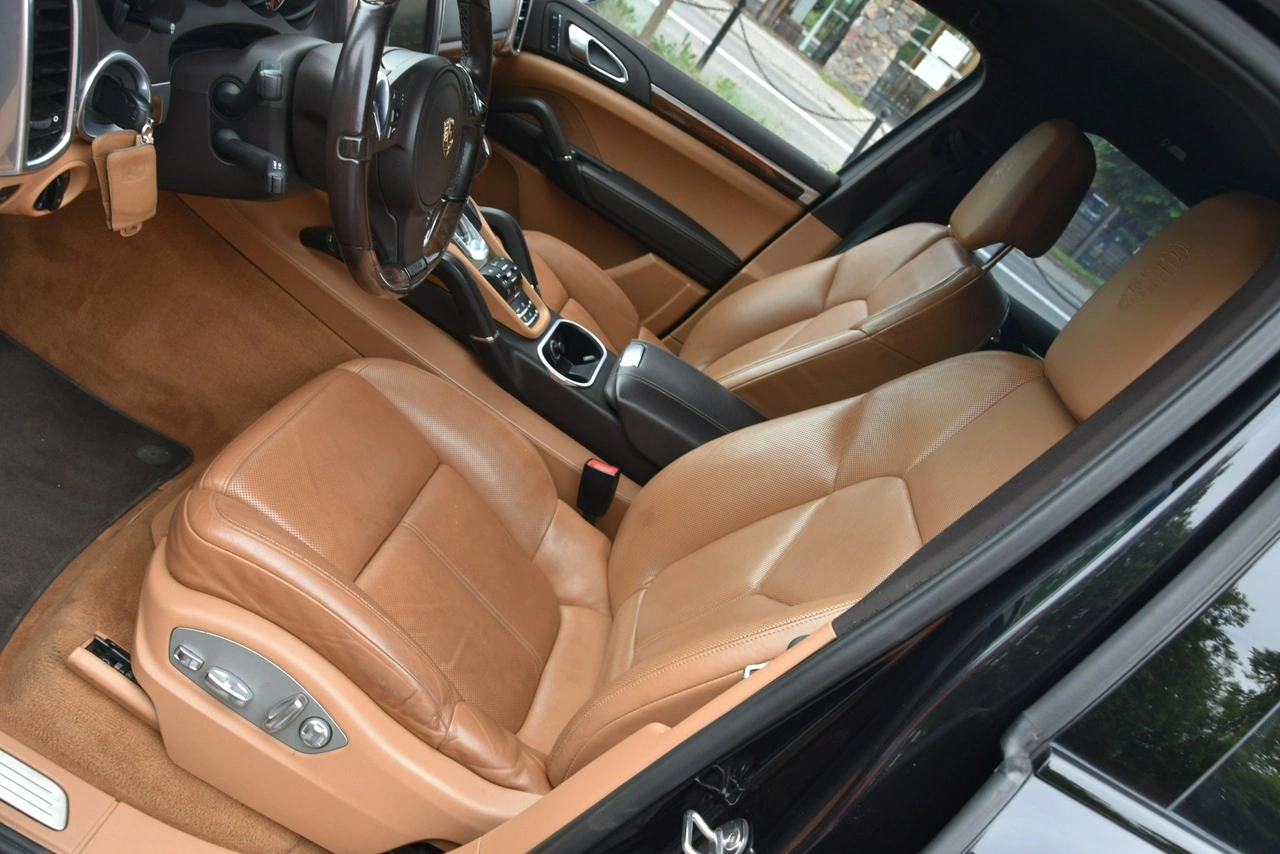 Porsche Cayenne S - Zdjęcie 25