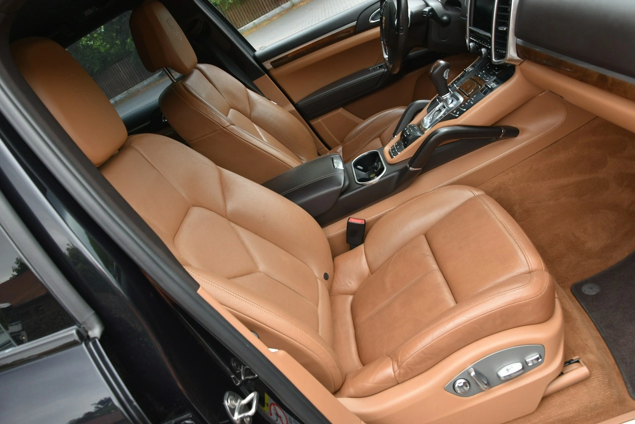 Porsche Cayenne S - Zdjęcie 26