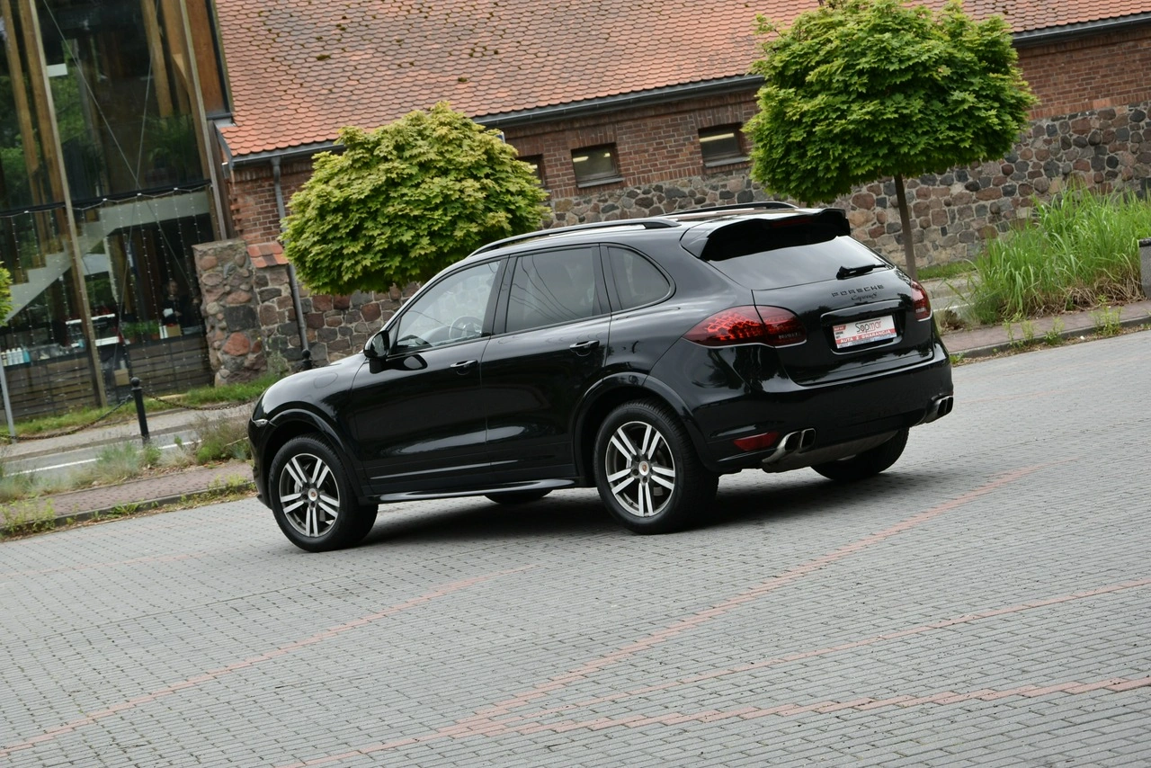 Porsche Cayenne S - Zdjęcie 4