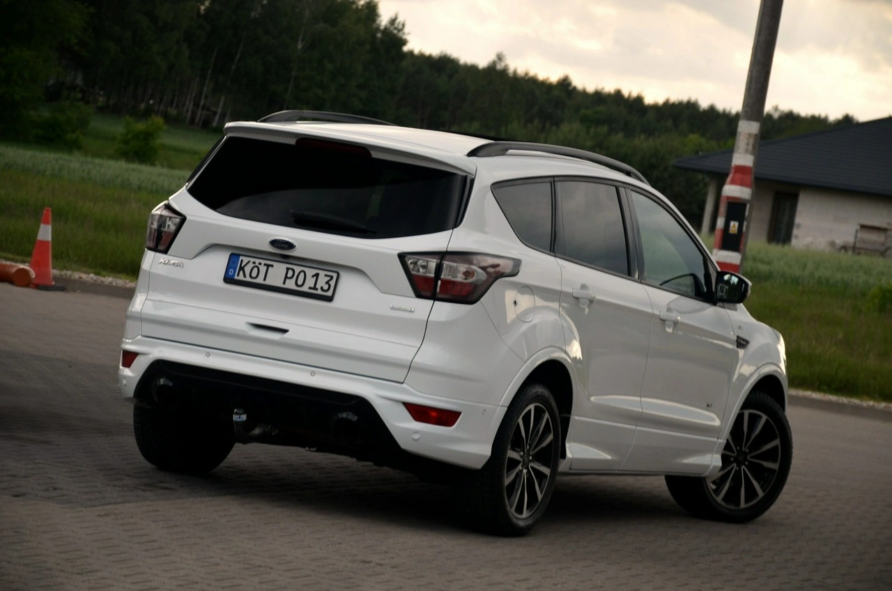Ford Kuga - Zdjęcie 9