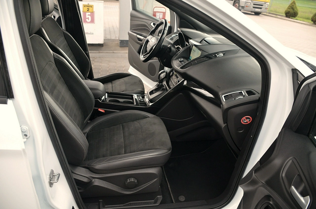 Ford Kuga - Zdjęcie 19