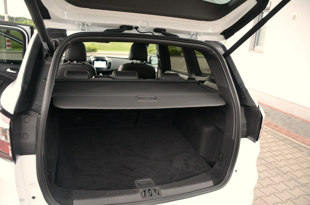 Ford Kuga - Zdjęcie 24