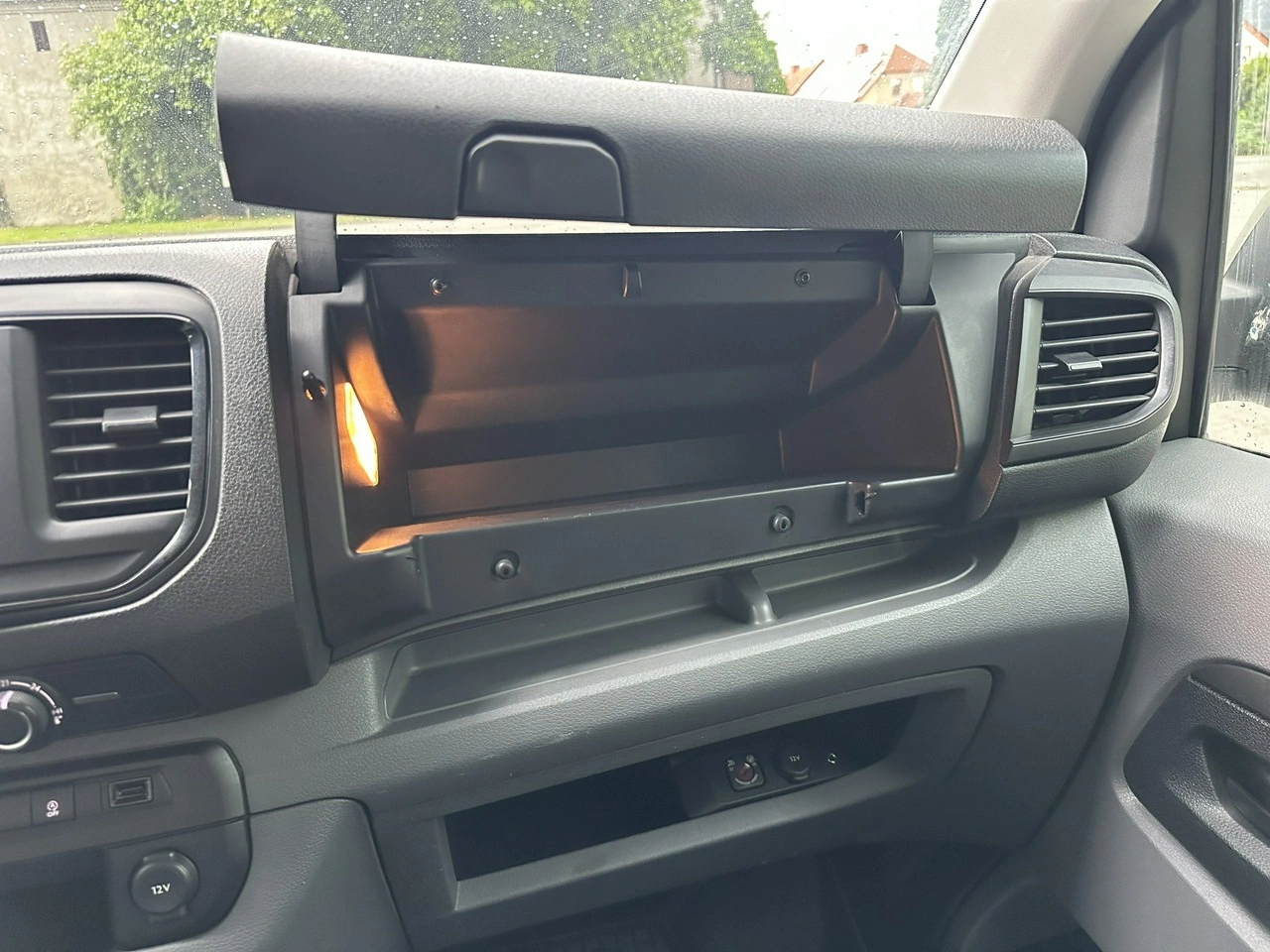 Peugeot Expert - Zdjęcie 17