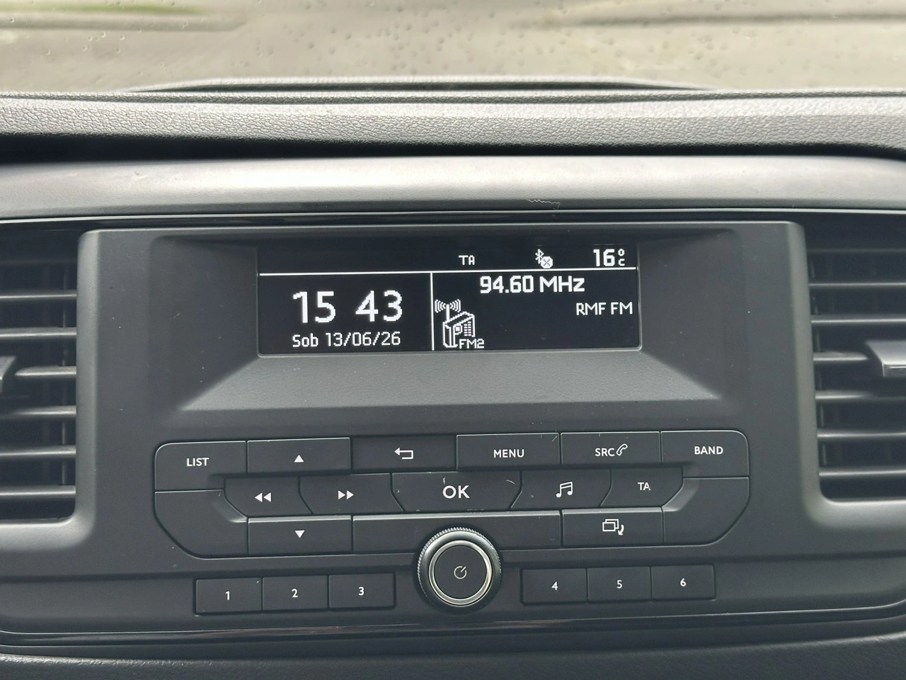 Peugeot Expert - Zdjęcie 19