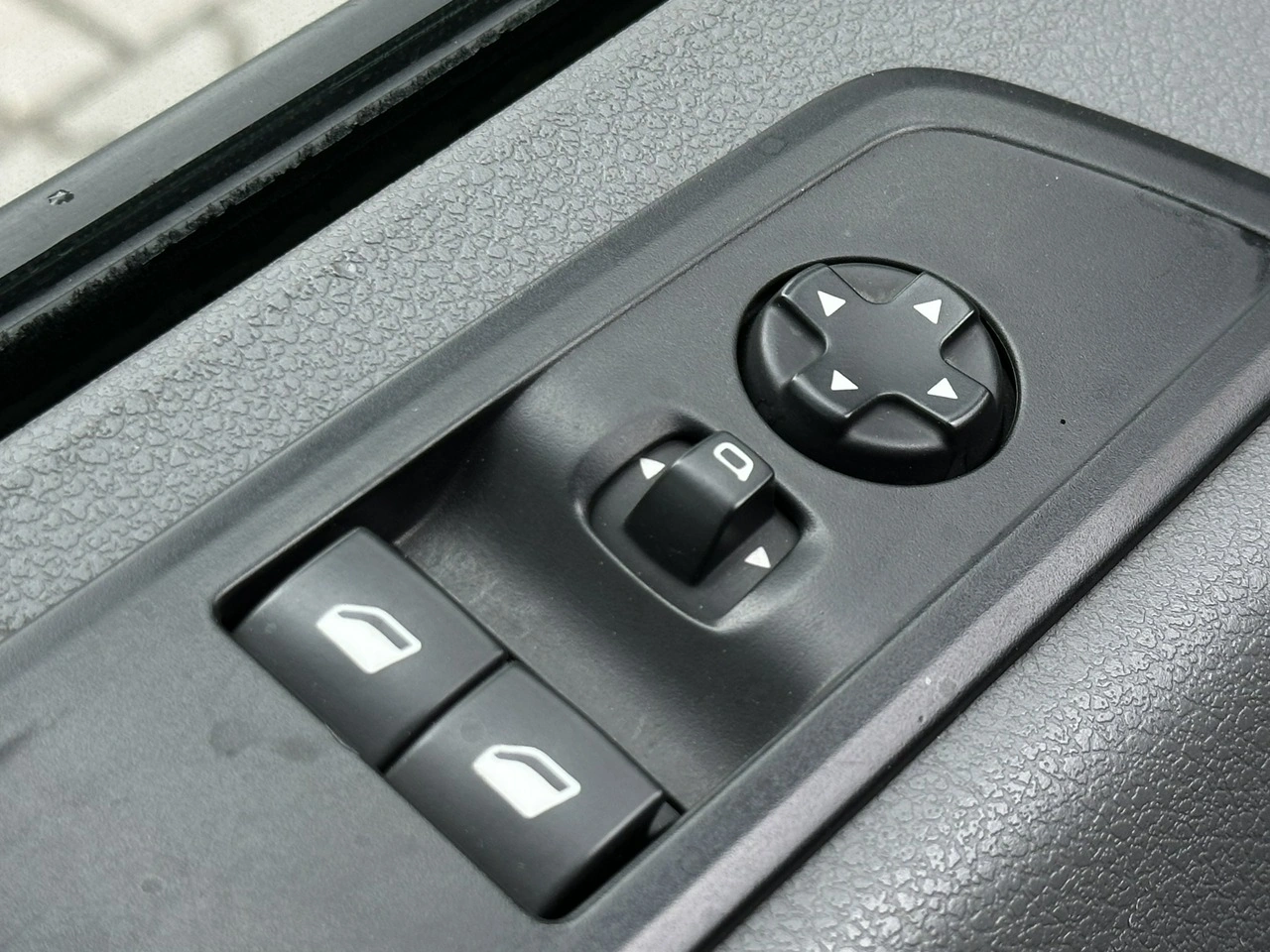 Peugeot Expert - Zdjęcie 25