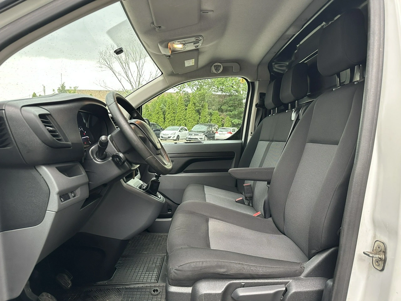 Peugeot Expert - Zdjęcie 8