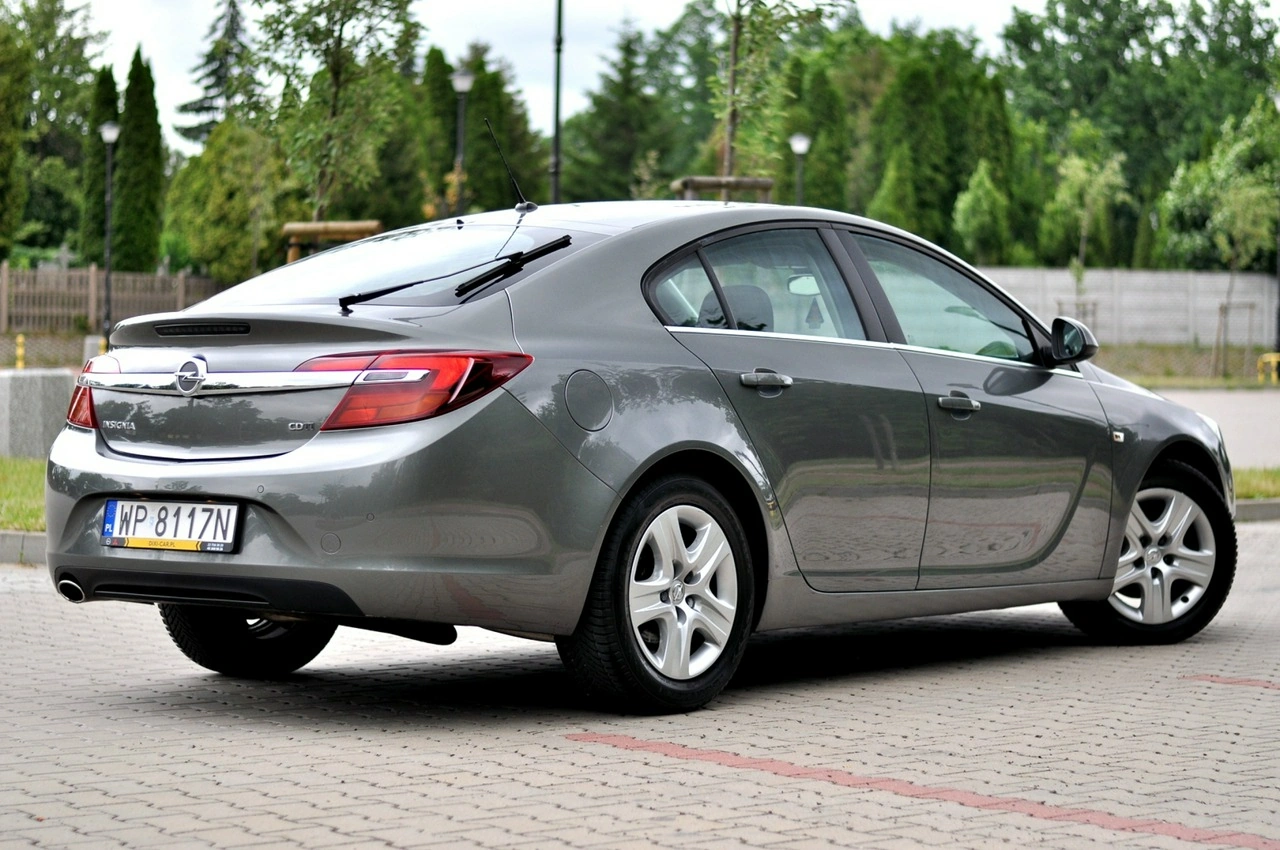 Opel Insignia - Zdjęcie 2