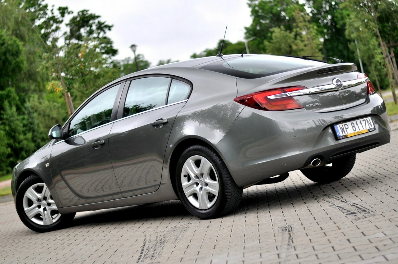 Opel Insignia - Zdjęcie 3