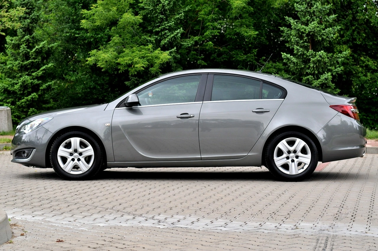 Opel Insignia - Zdjęcie 4
