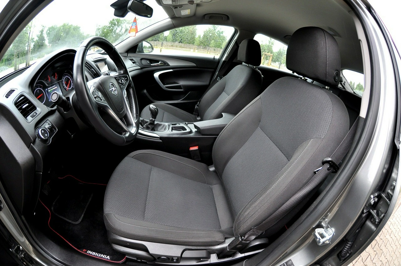 Opel Insignia - Zdjęcie 6