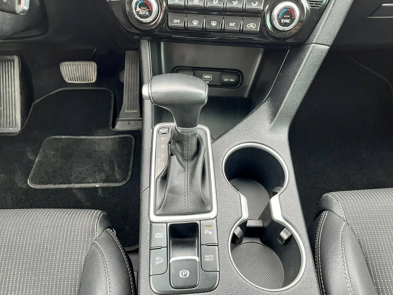 Kia Sportage - Zdjęcie 16