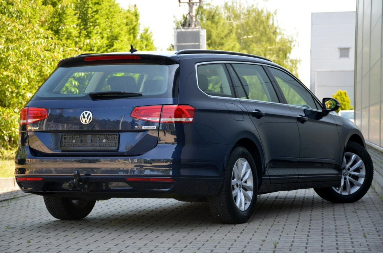 Volkswagen Passat - Zdjęcie 9