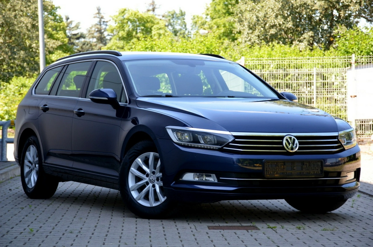 Volkswagen Passat - Zdjęcie 13