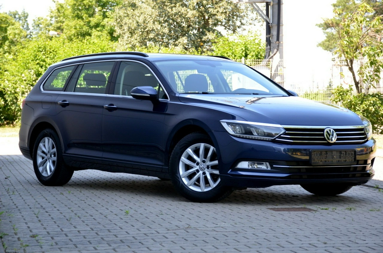 Volkswagen Passat - Zdjęcie 14