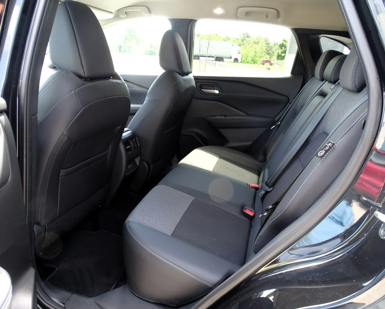Nissan Qashqai - Zdjęcie 9