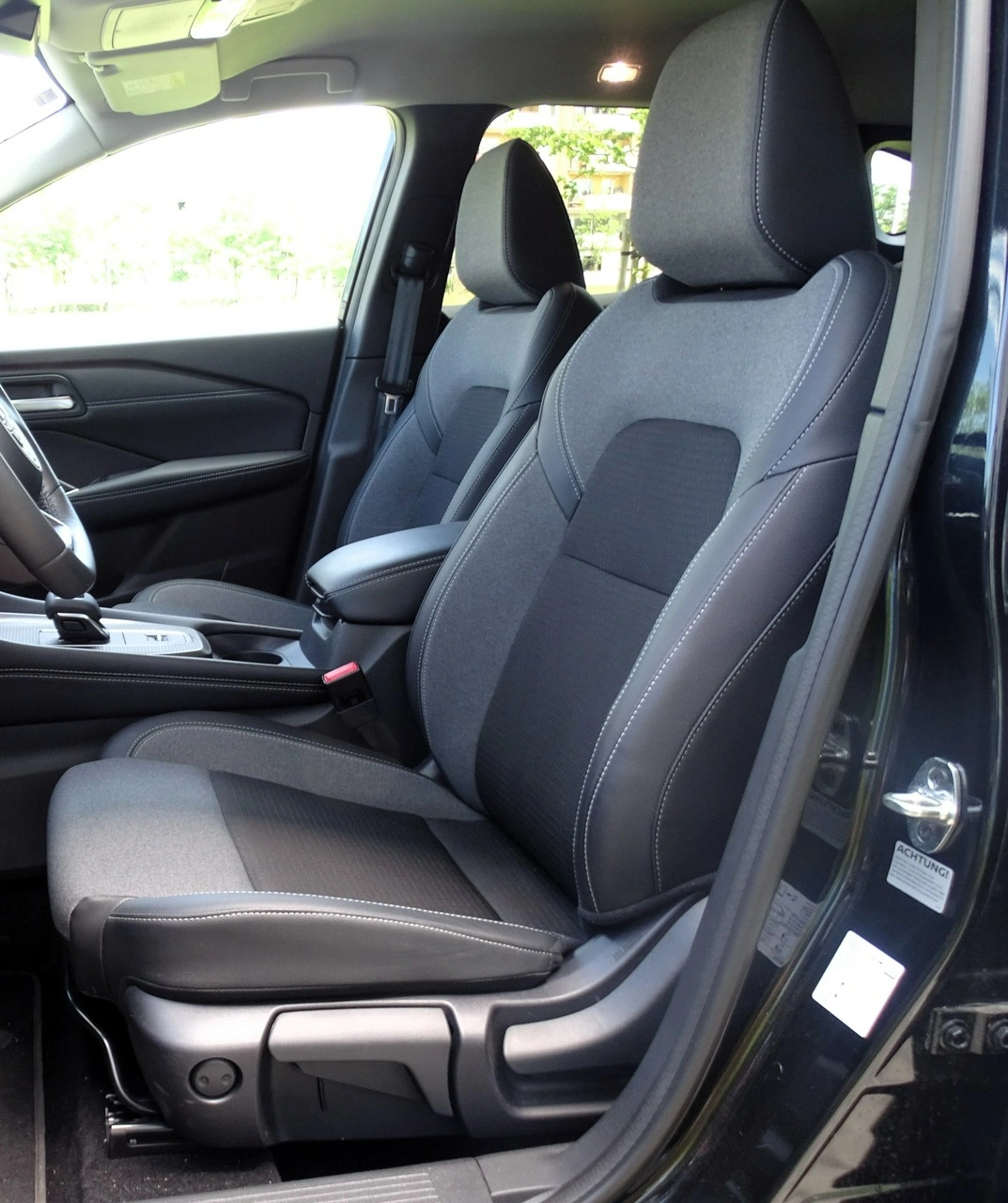 Nissan Qashqai - Zdjęcie 10