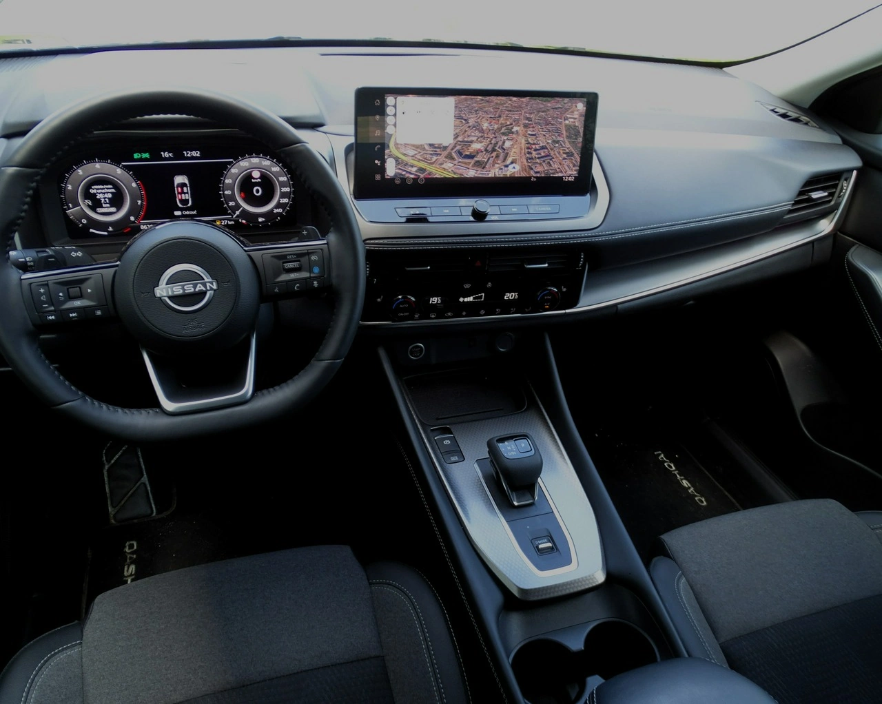 Nissan Qashqai - Zdjęcie 12