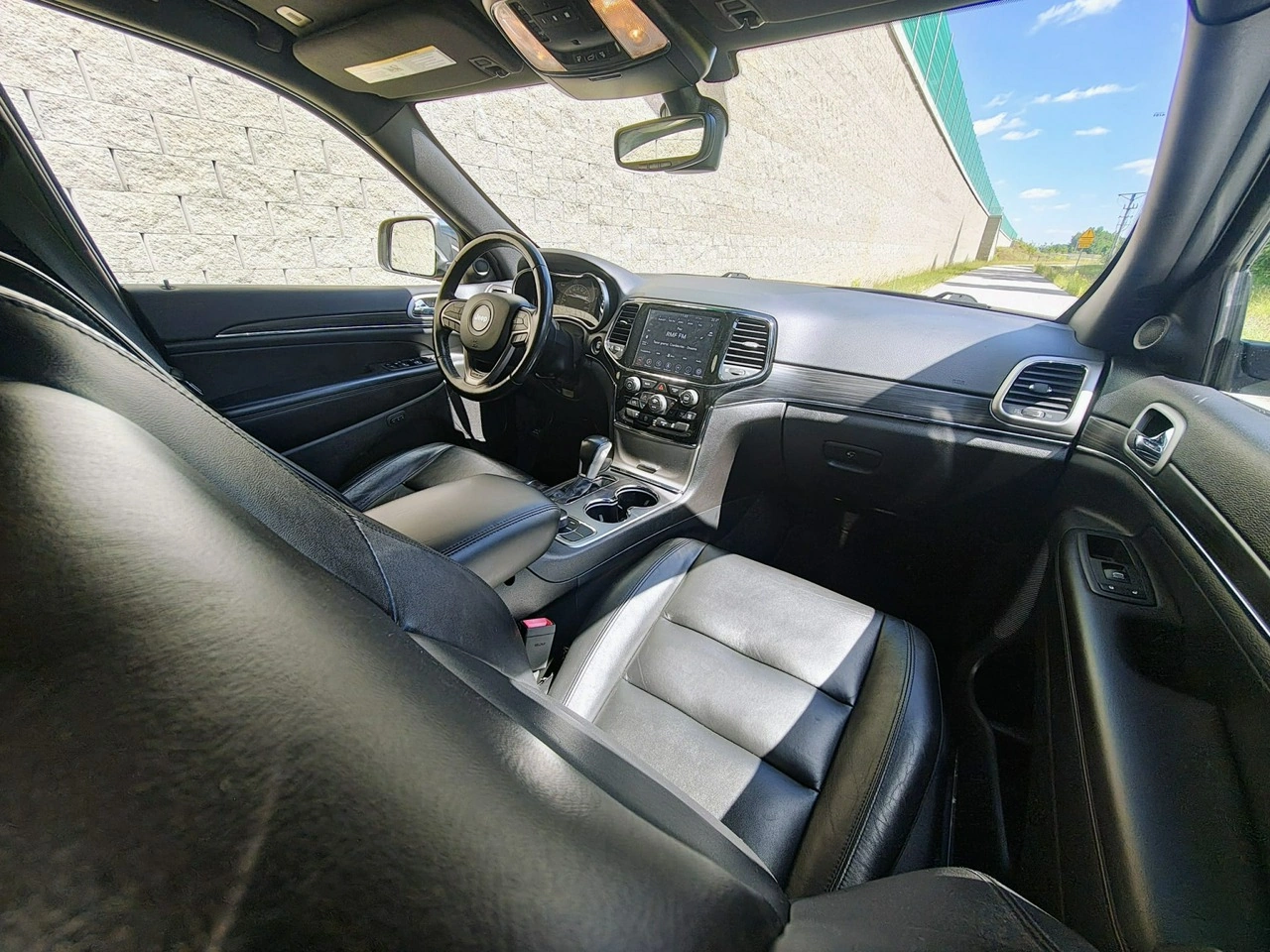 Jeep Grand Cherokee - Zdjęcie 9