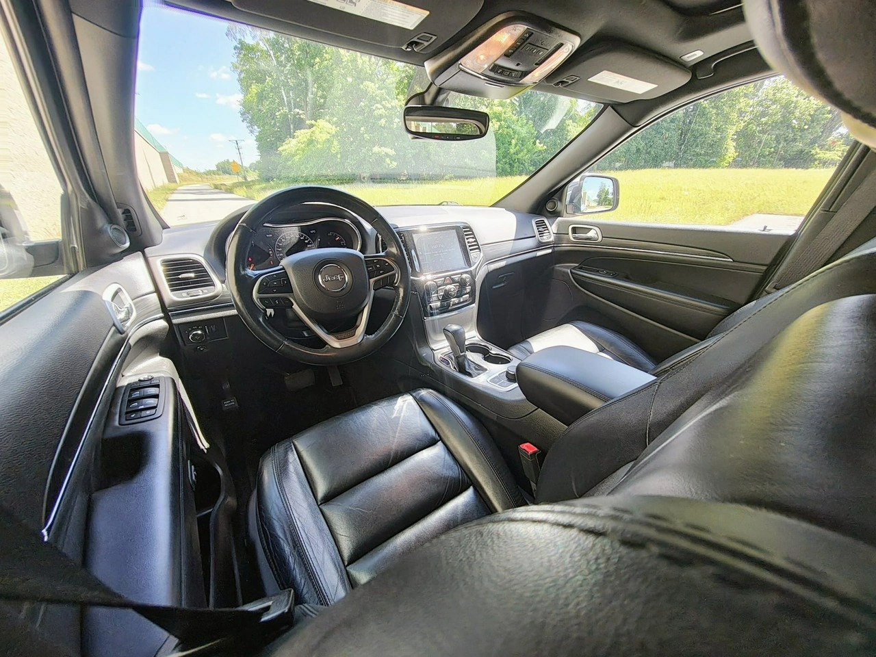 Jeep Grand Cherokee - Zdjęcie 8
